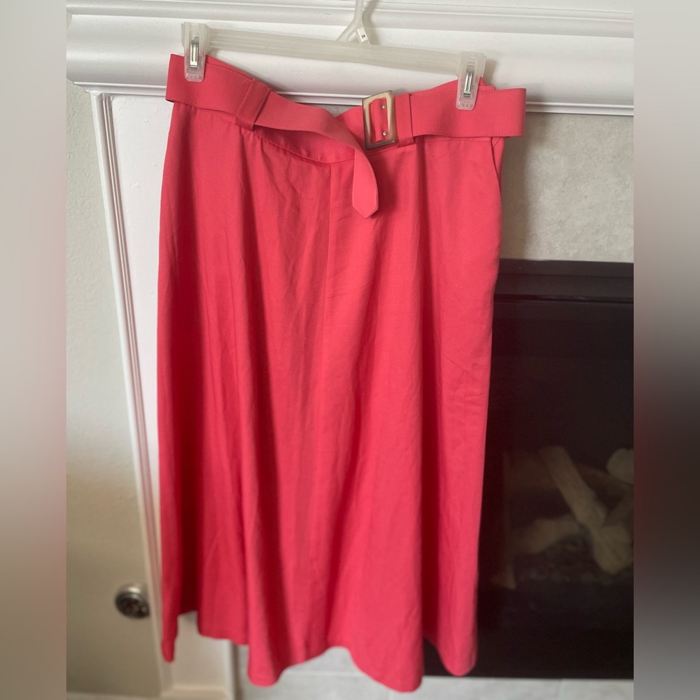 USED— Midi skirt orange with belt. Size 16 brand pappagallo.